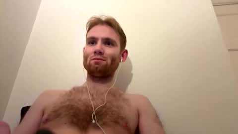 Snapshot of molliter chatting on 11-03-25, 12:02 molliter online show from 11-03-25, 12:02