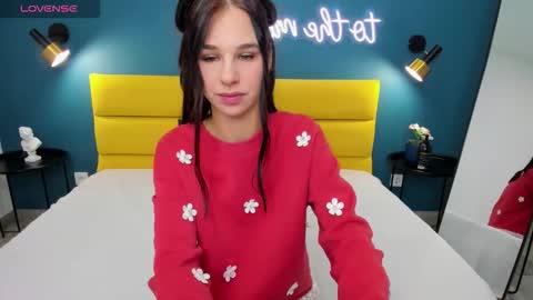 Molly  online show from 12-05-25, 01:36