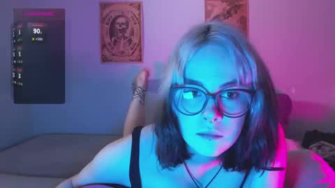 Molly Crow online show from 12-15-24, 11:53