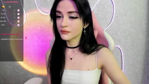 Molly - online show from 06-11-26, 02:22