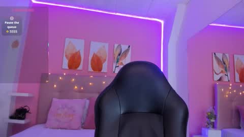    online show from 01-08-26, 12:29