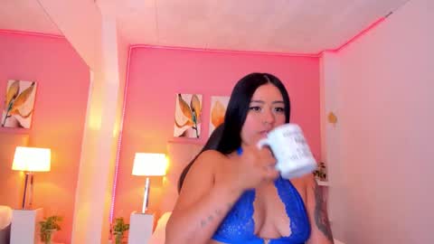    online show from 02-06-26, 12:30