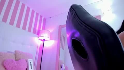    online show from 05-21-26, 12:45