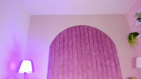 Molly Jackson online show from 01-28-25, 03:25