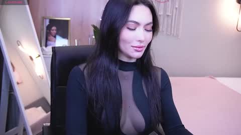 Molly online show from 01-31-25, 01:11