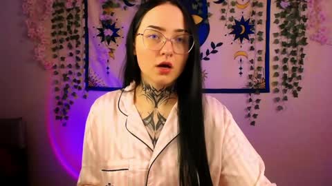 molly_kisss online show from 05-07-26, 05:46