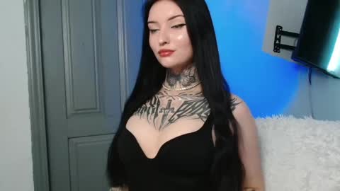 Lina online show from 04-20-26, 09:23