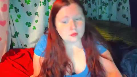 molly_moons online show from 06-09-26, 10:21