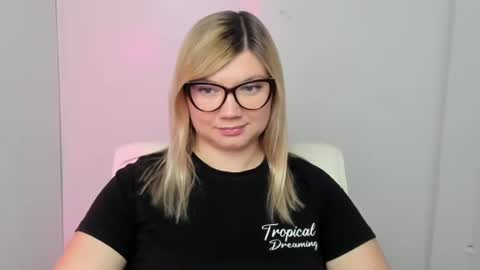 Molly online show from 09-26-25, 11:58