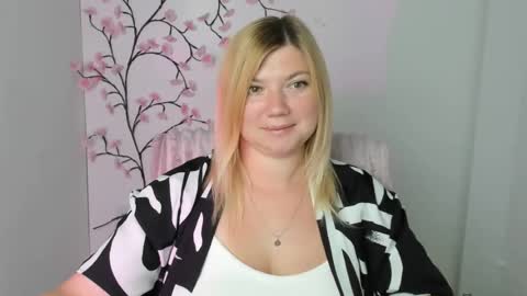 Molly online show from 07-07-26, 11:36