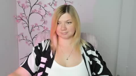 Molly online show from 07-16-26, 11:27