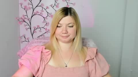 Molly online show from 07-24-26, 11:30