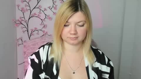 Molly online show from 07-25-26, 12:03