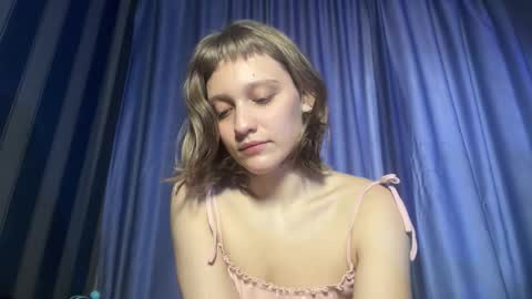 molly_poly online show from 12-01-25, 09:47