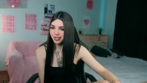 Molly online show from 07-10-26, 04:17