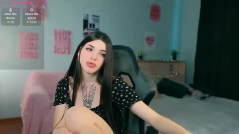 Molly online show from 07-23-26, 04:43