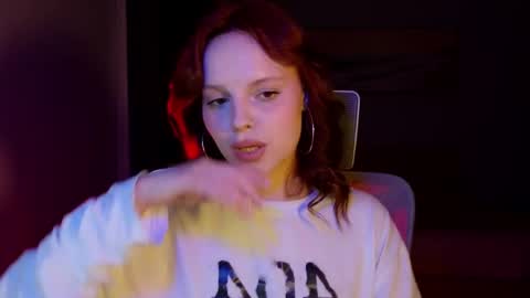 Molly online show from 04-18-26, 08:31