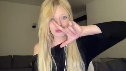 Goddess Katherine online show from 10-04-25, 07:34