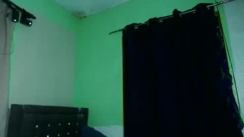 Snapshot of mollycoin18 chatting on 10-31-25, 09:54 mollycoin18 online show from 10-31-25, 09:54