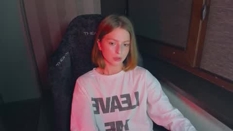 Taisha online show from 09-24-25, 04:54