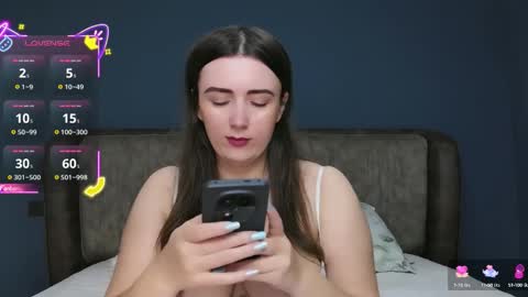 Molly online show from 09-11-25, 07:47