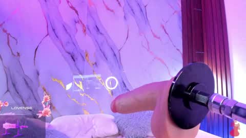 New girl Emily Valentina  Michelle online show from 04-11-26, 07:45