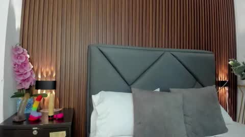 mollylove_ online show from 03-12-26, 07:20