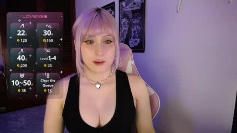 Molly  online show from 05-05-26, 10:40