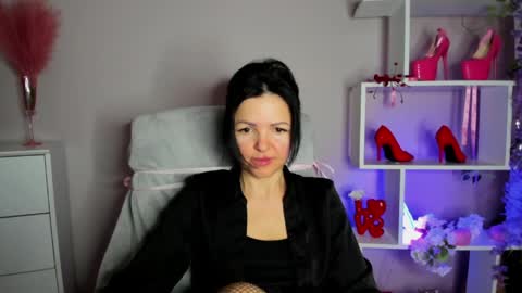 Molly online show from 04-14-26, 06:52