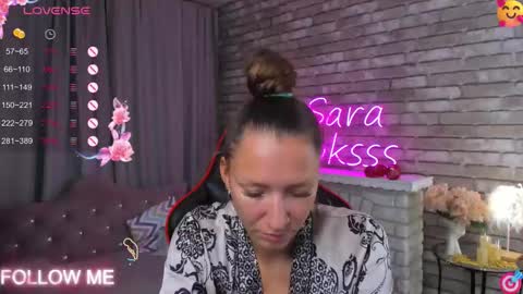 hi im Molly heregreat boobs big heart  warm pussy  online show from 09-11-25, 02:11