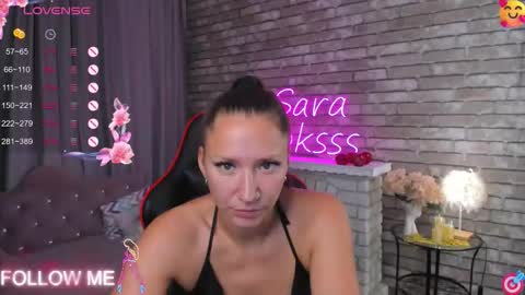 hi im Molly heregreat boobs big heart  warm pussy  online show from 09-30-25, 01:32