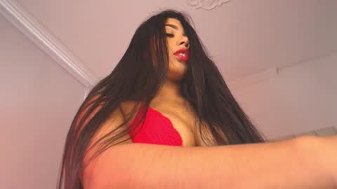 Molly  online show from 01-18-25, 08:40