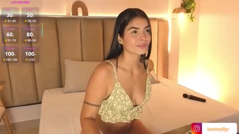 Snapshot of mollyrosse1 chatting on 11-20-25, 06:07 mollyrosse1 online show from 11-20-25, 06:07