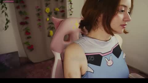 mollysb_05 online show from 03-06-25, 08:59