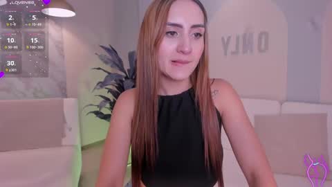 Snapshot of mollysunders_ chatting on 02-12-25, 08:29 Molly Sunders online show from 02-12-25, 08:29