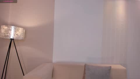 Snapshot of mollysunders_ chatting on 10-11-25, 12:26 Molly Sunders online show from 10-11-25, 12:26