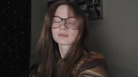 mollytucker online show from 03-05-25, 03:40