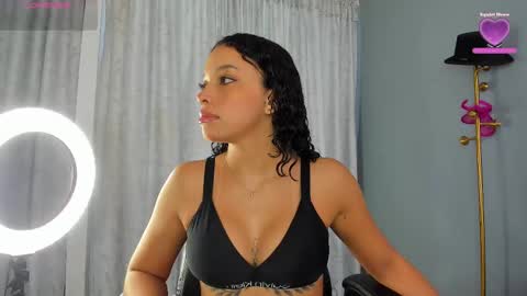 Molly online show from 09-11-25, 12:49