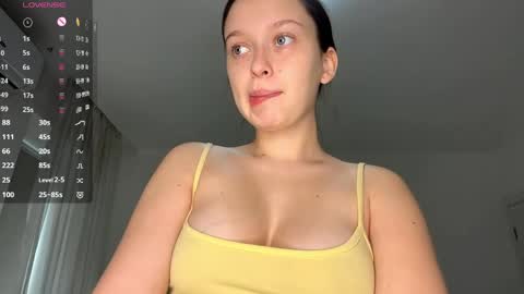 Hermina  online show from 04-22-26, 12:28