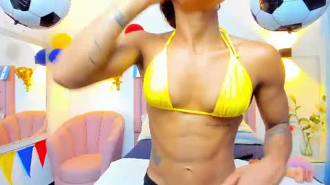 molyrestrepo online show from 07-17-26, 11:09