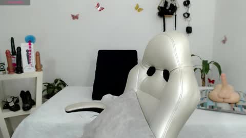 Celeste online show from 10-15-25, 08:31