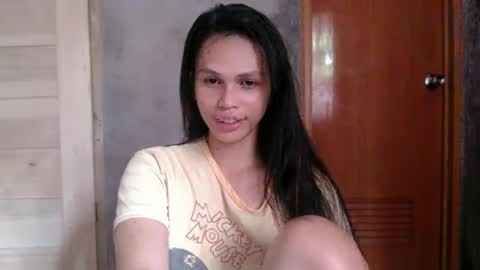 MOMIKHEM online show from 03-01-25, 03:53