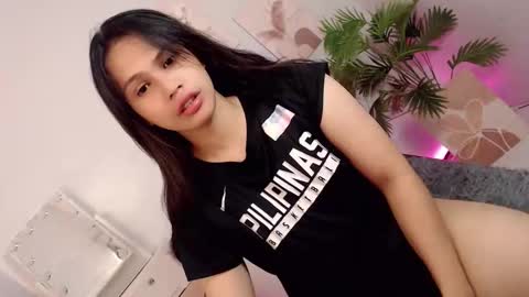 MOMIKHEM online show from 09-20-25, 07:20