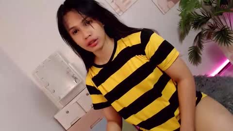 MOMIKHEM online show from 09-22-25, 07:10