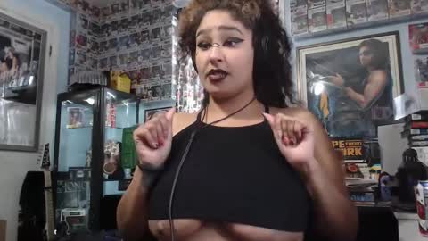 Mommy bubbles online show from 02-13-25, 07:31