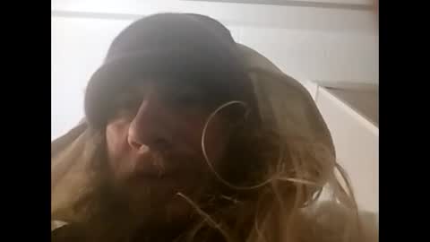 Snapshot of mommyissues2386 chatting on 12-05-24, 04:31 Richard Sheridan online show from 12-05-24, 04:31