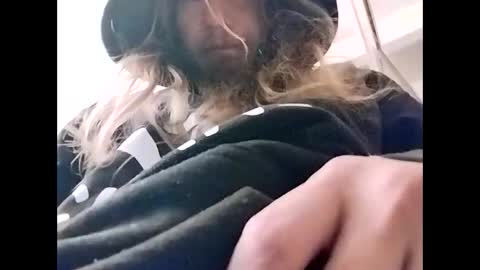 Snapshot of mommyissues2386 chatting on 02-08-25, 02:15 Richard Sheridan online show from 02-08-25, 02:15