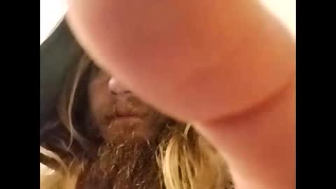 Snapshot of mommyissues2386 chatting on 02-09-25, 01:22 Richard Sheridan online show from 02-09-25, 01:22