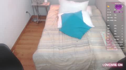 Daphne  online show from 01-30-25, 10:51