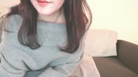 Momo online show from 12-05-24, 11:38